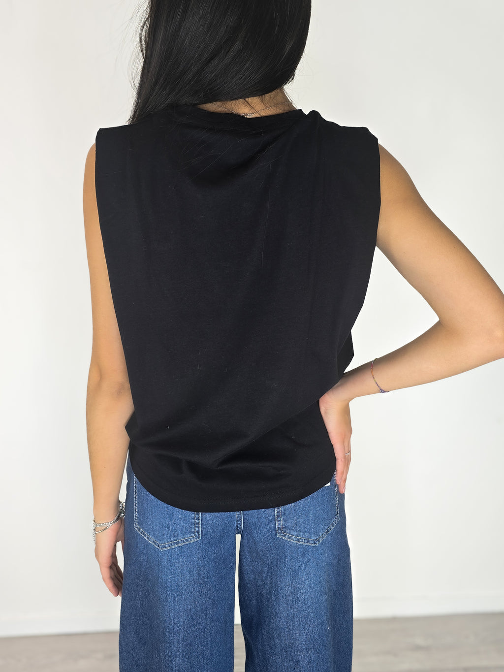 Please - T-shirt smanicata girocollo - Nero