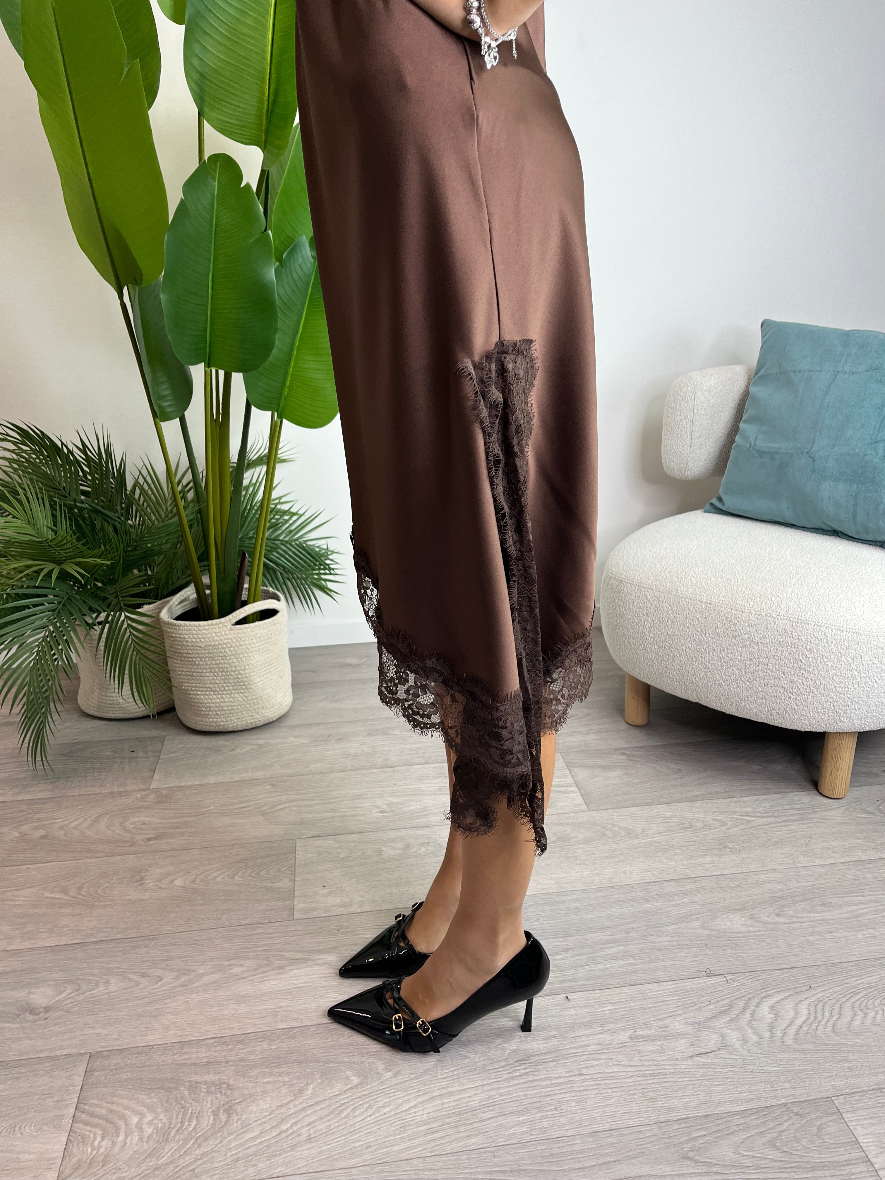 Abito Satin e Pizzo Moro - Saiph