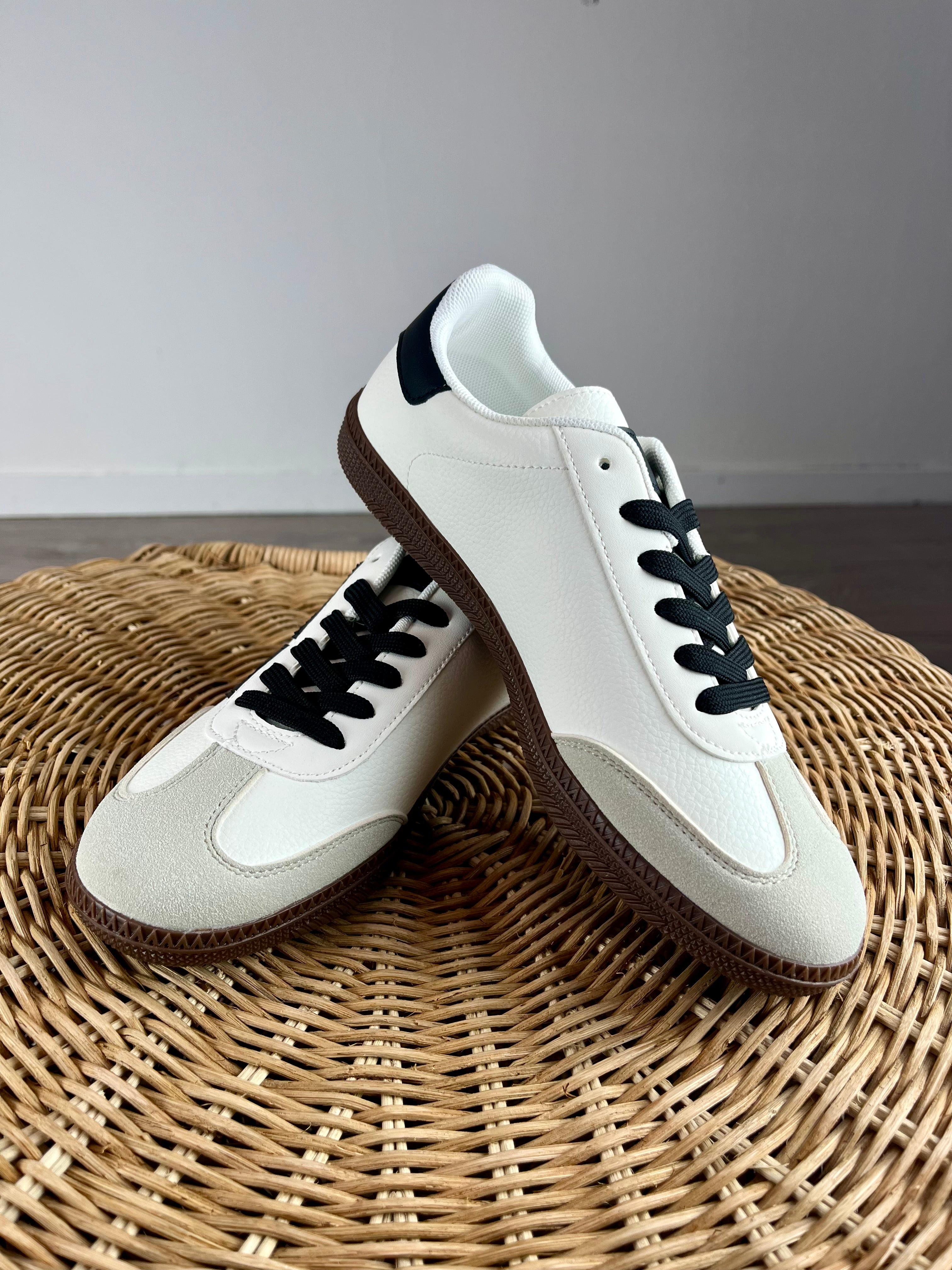 Sneakers da tempo libero - Bianco e Nero
