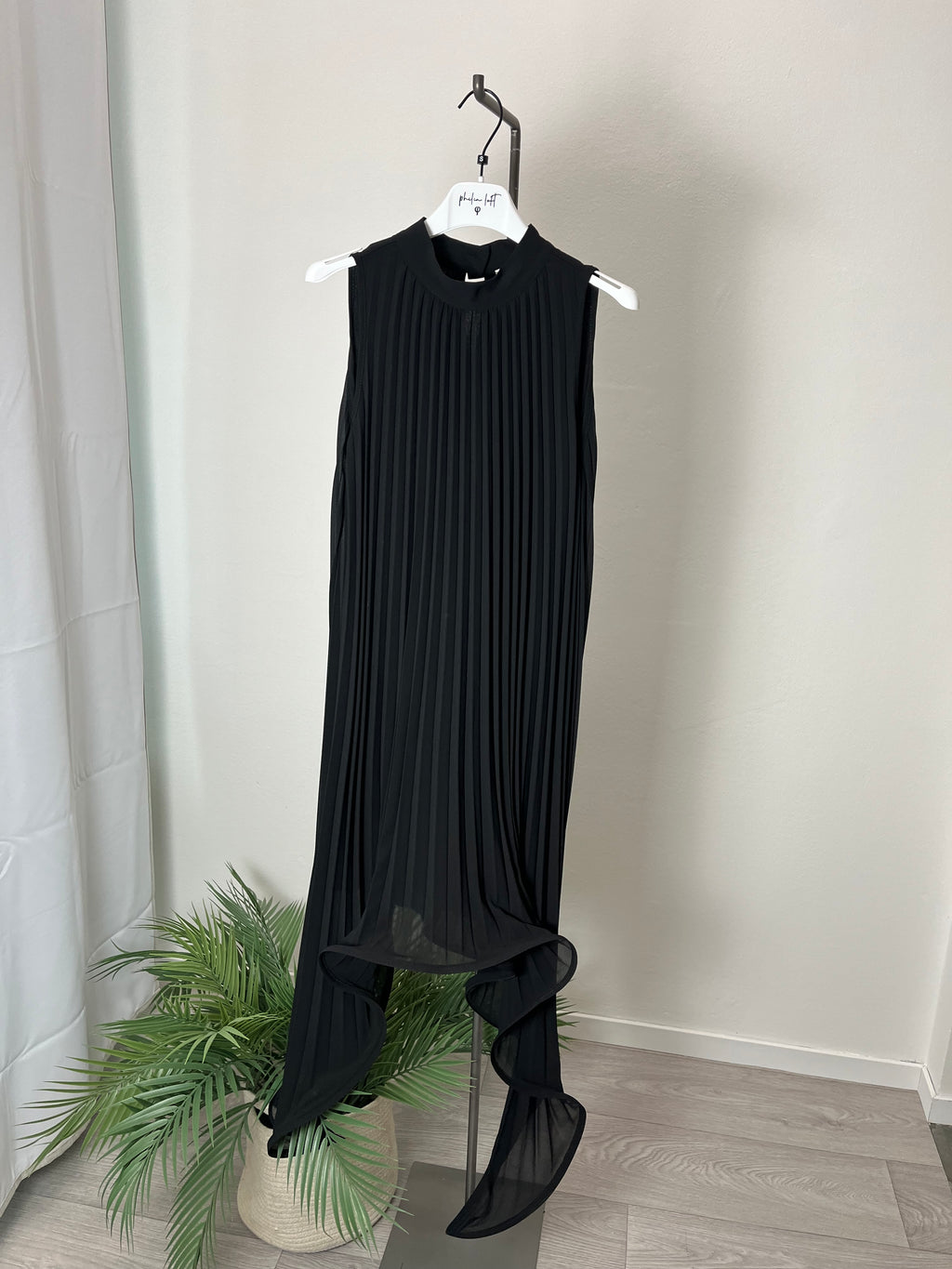 Abito Plisse Nero - Philia Loft