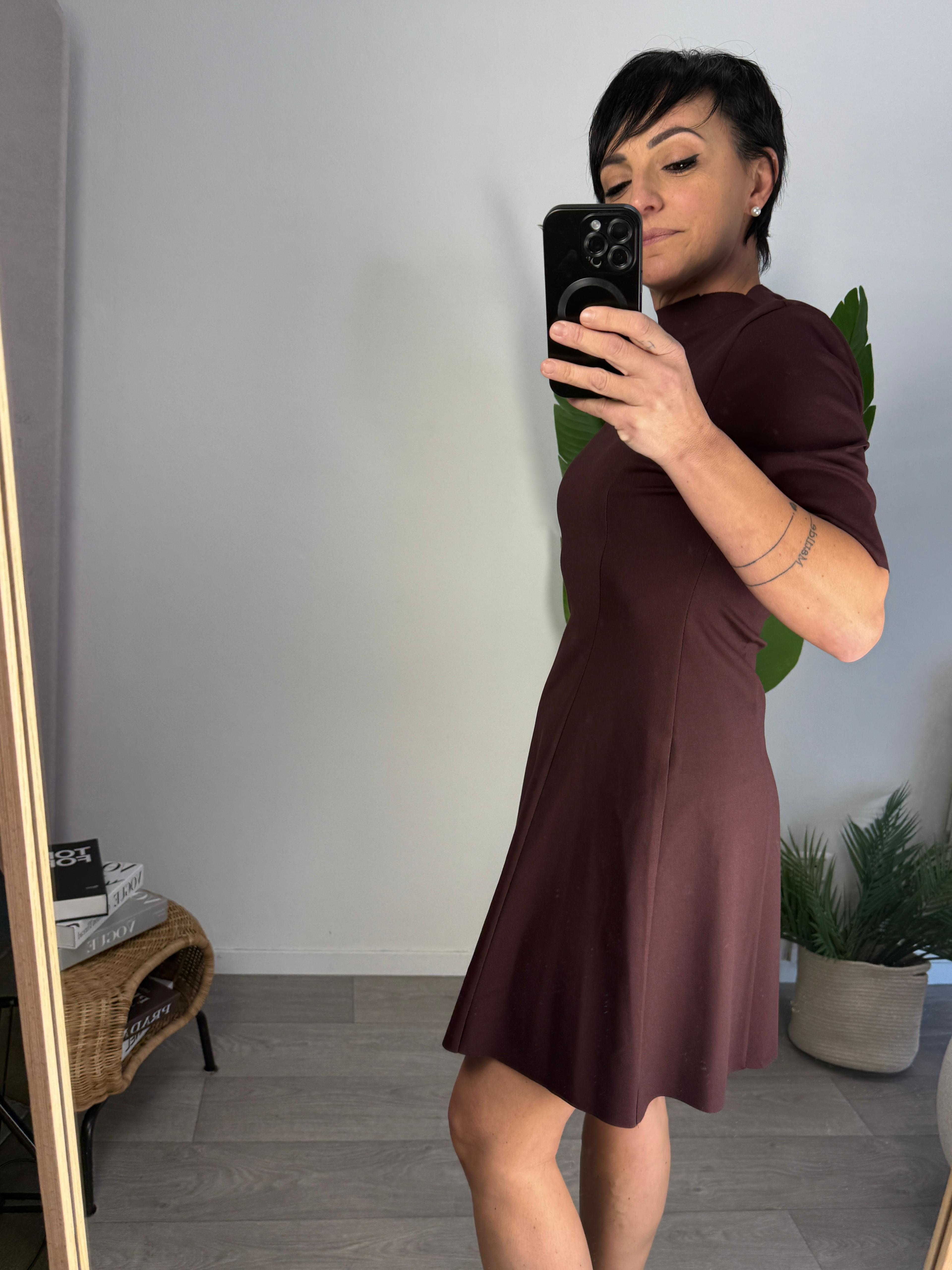 Abito Selly Vino - Kikisix