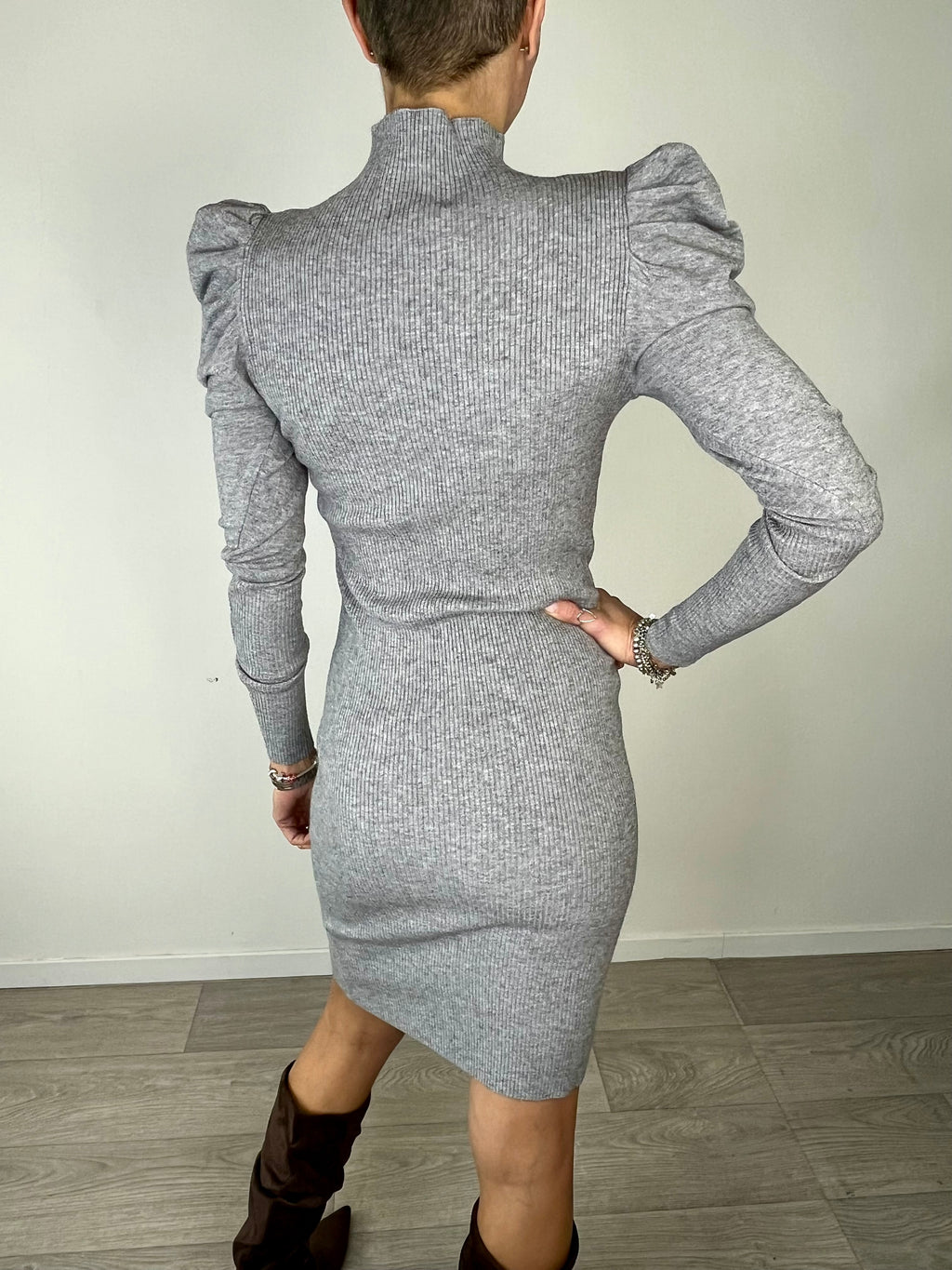 Abito a sbuffo Grigio - Kikisix