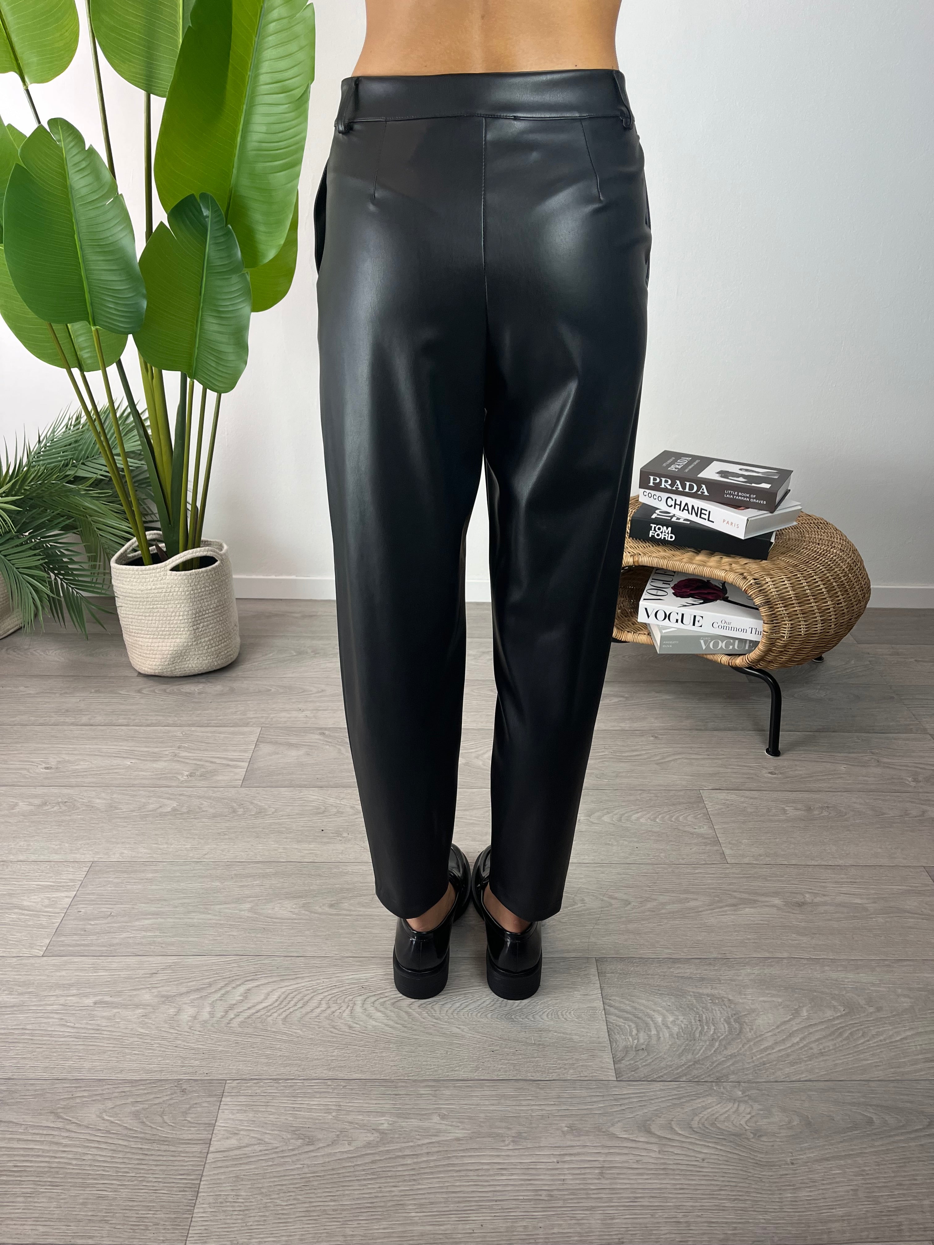 Pantaloni Ecopelle Neri Kikisix