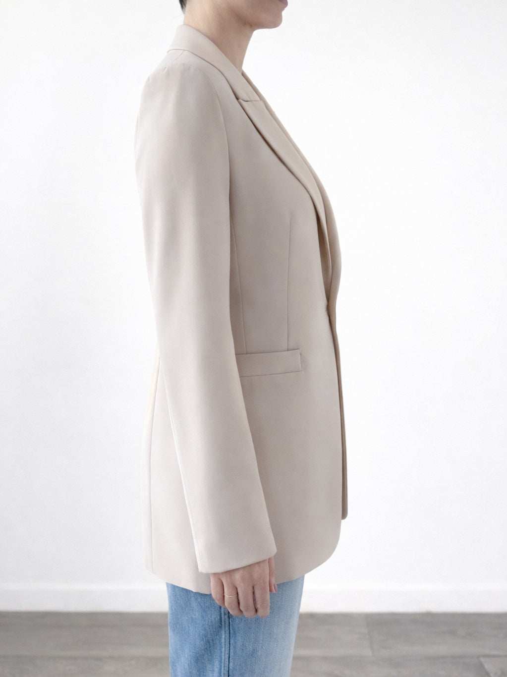 Blazer Gold Vittoria Beige laterale. Sabrina shopping therapy dhop online 