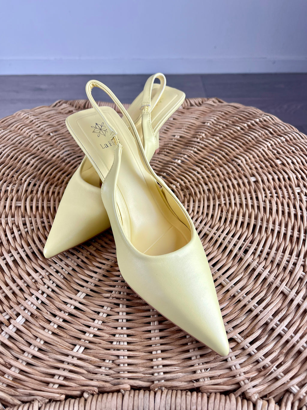 Slingback a punta - Giallo