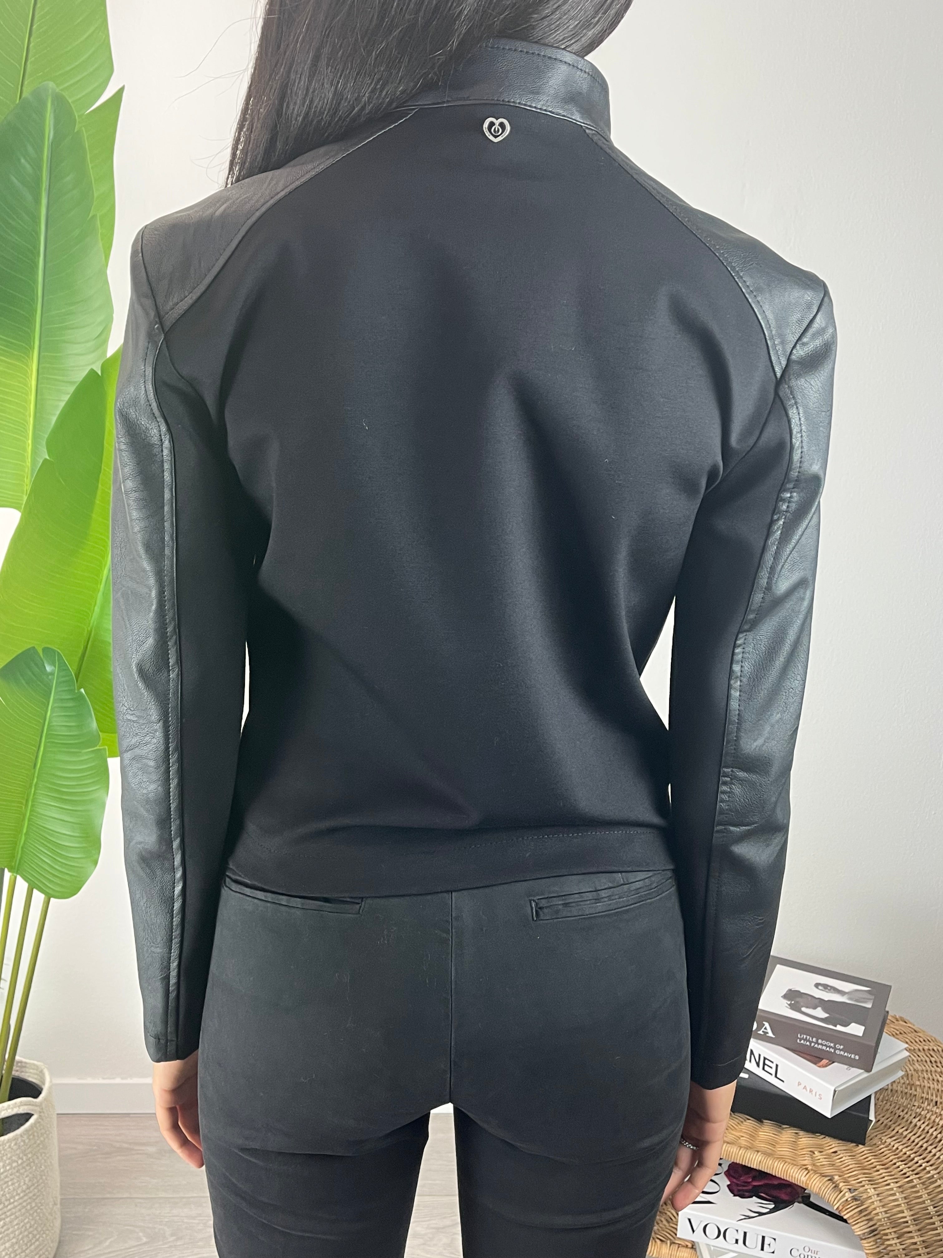 Giubbino in ecopelle Nero Please