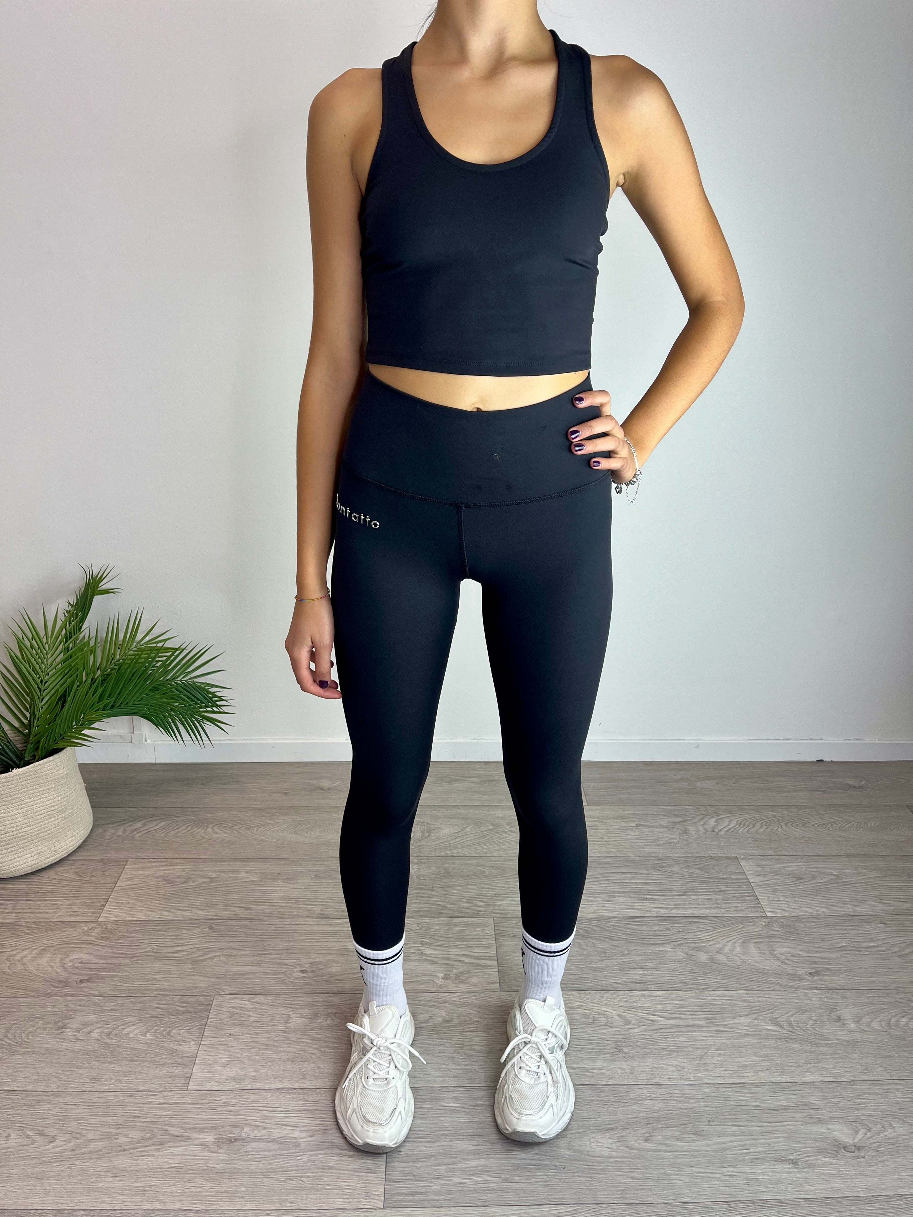 Top Sportivo Nero - Kontatto