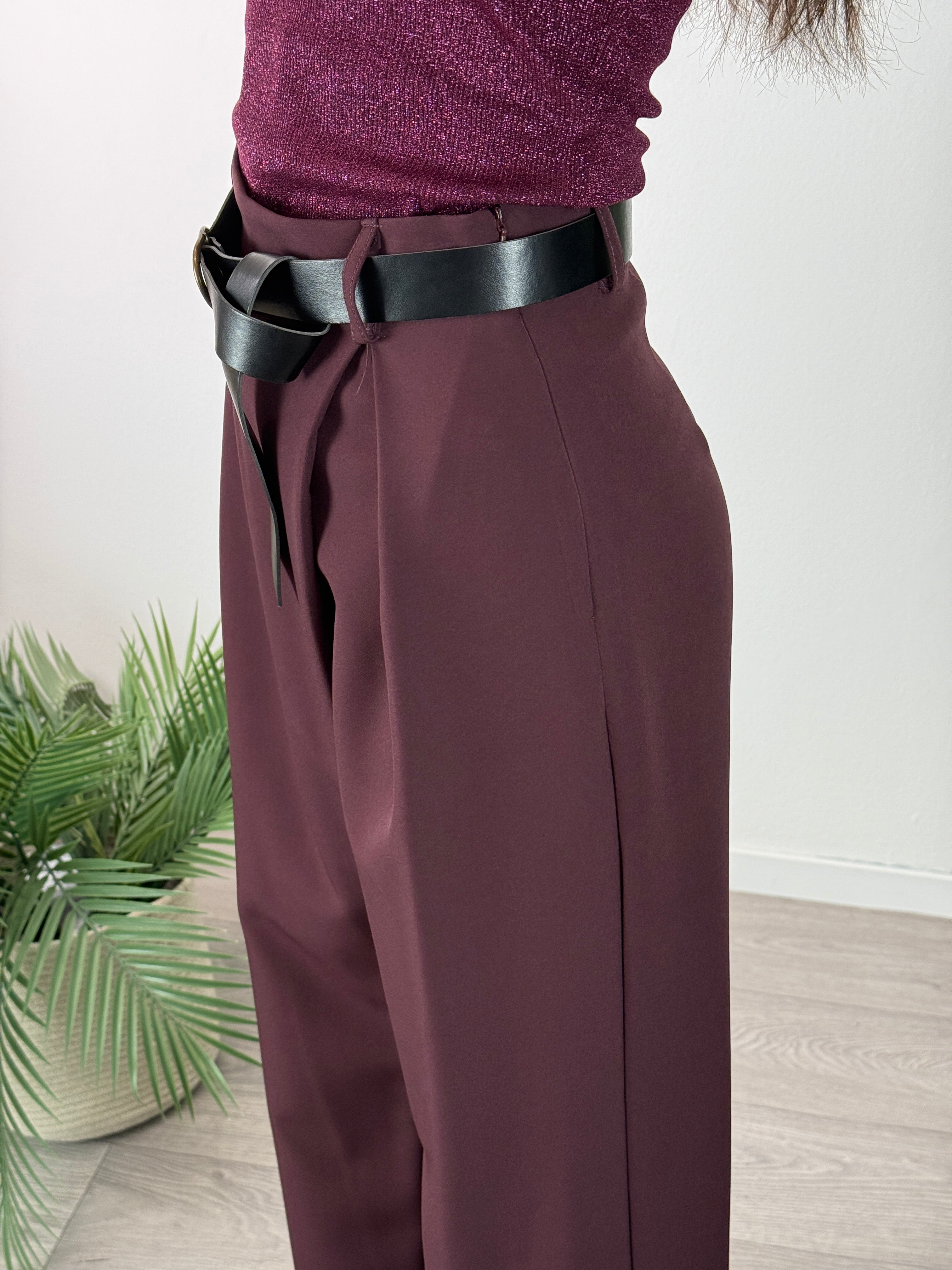 Pantaloni Bordeaux Tensione In