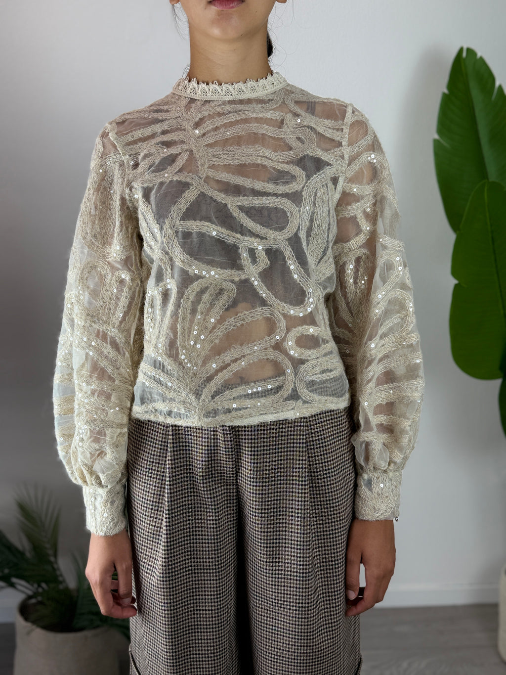 Blusa Ricamo Burro Tensione In