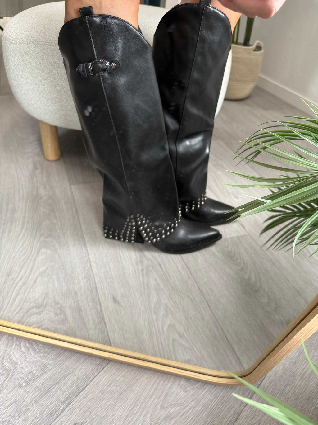 Black Texano Borchie Nero high boots with 5cm heel and stud details