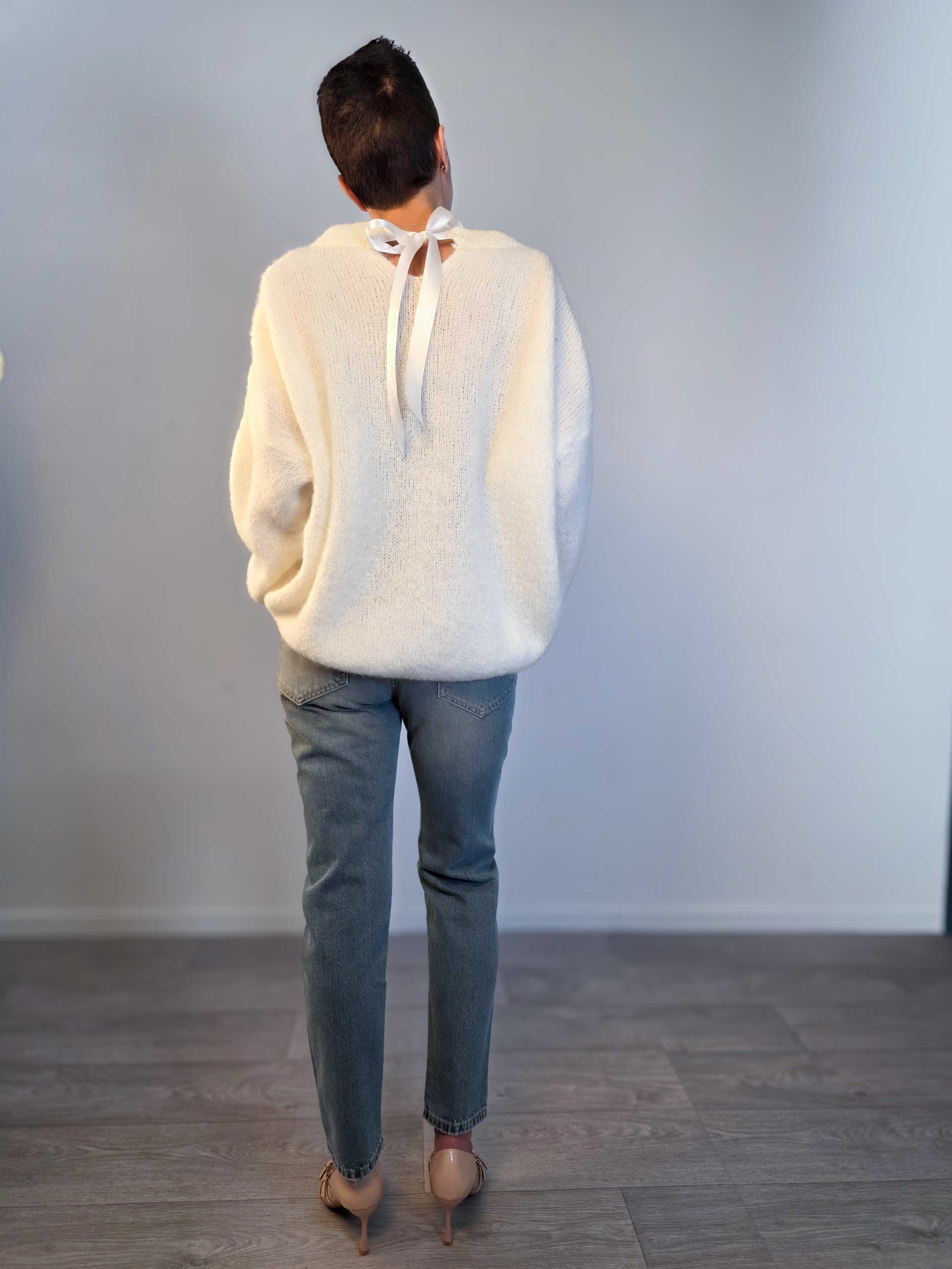 Maglione con fiocco in mohair caldo e morbido con taschino e fiocco in raso sul collo, stile over manica lunga, perfetto per feste natalizie