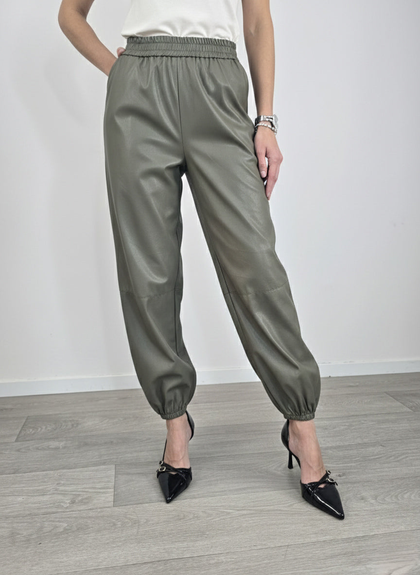 kontatto pantalone in pelle verde