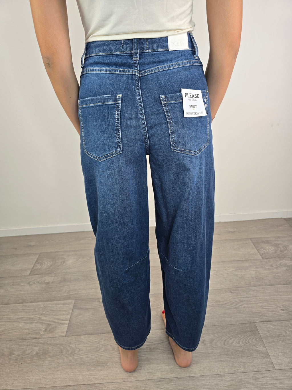 Please vista retro lato b denim barrel collezione PE 26