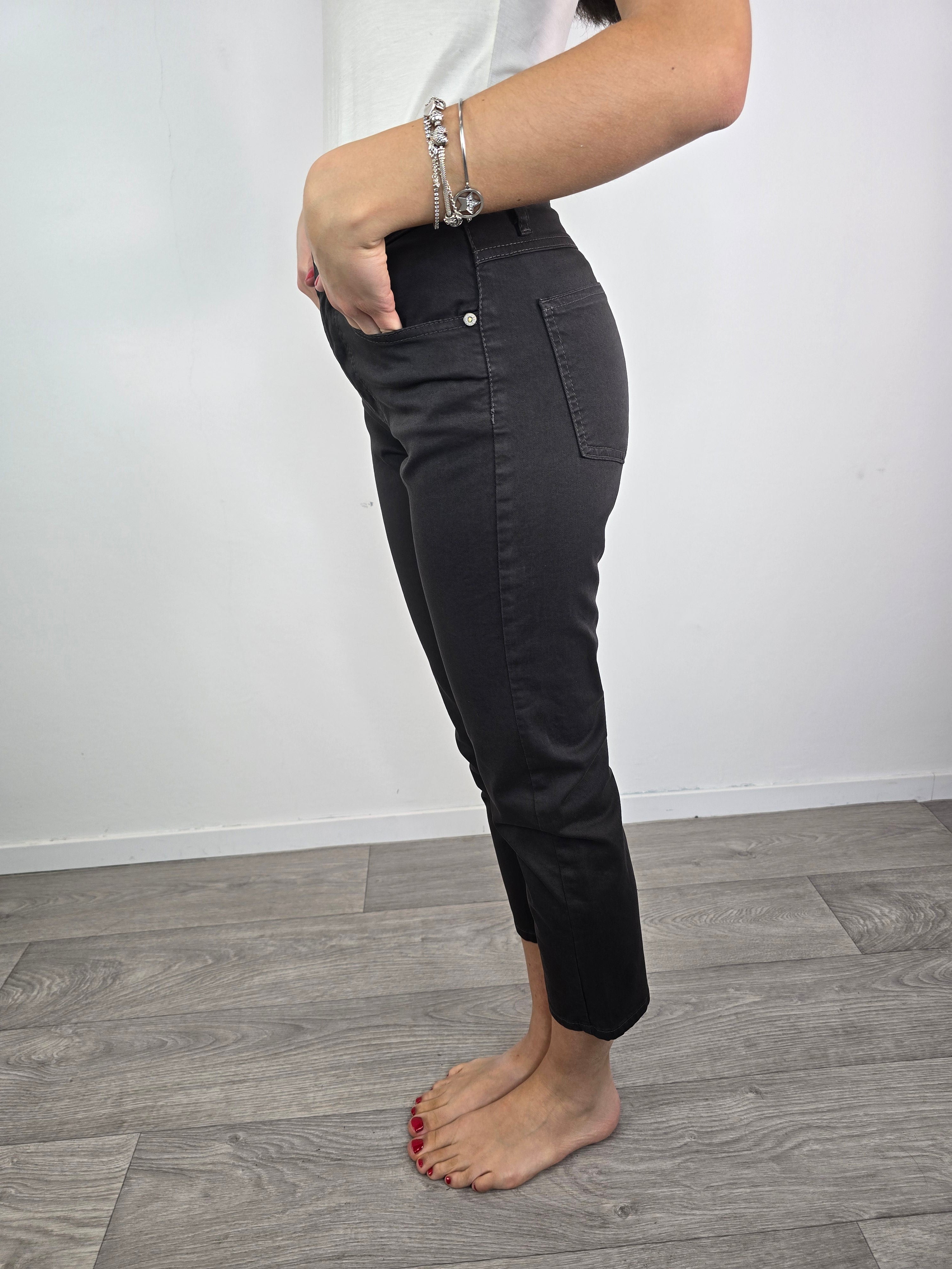 Please denim moro 2026