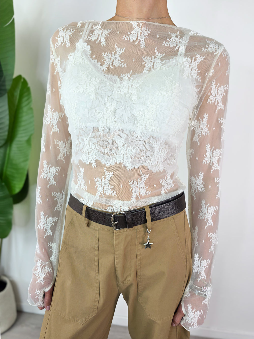 Susy Mix - T-shirt in pizzo maniche lunghe - Latte