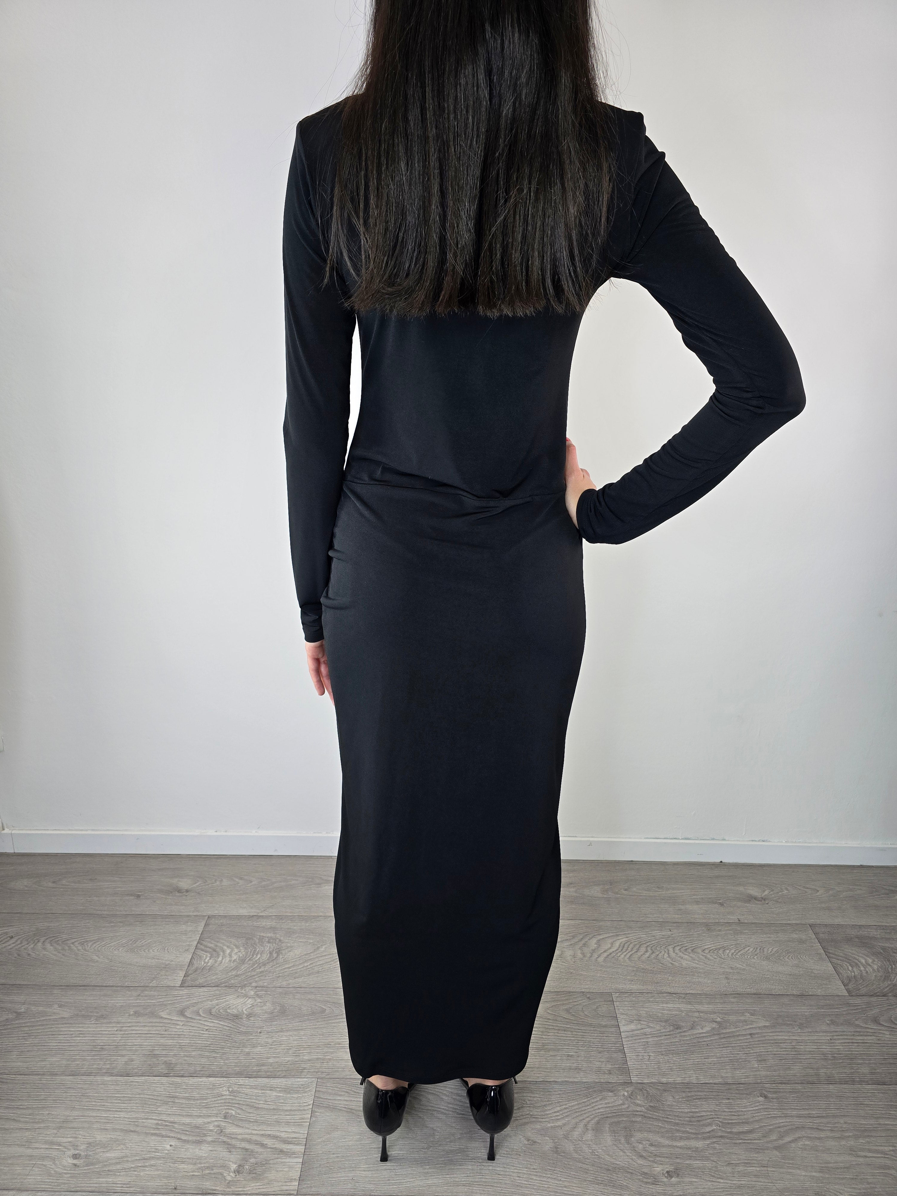 Abito lungo con spacco Nero - Kontatto