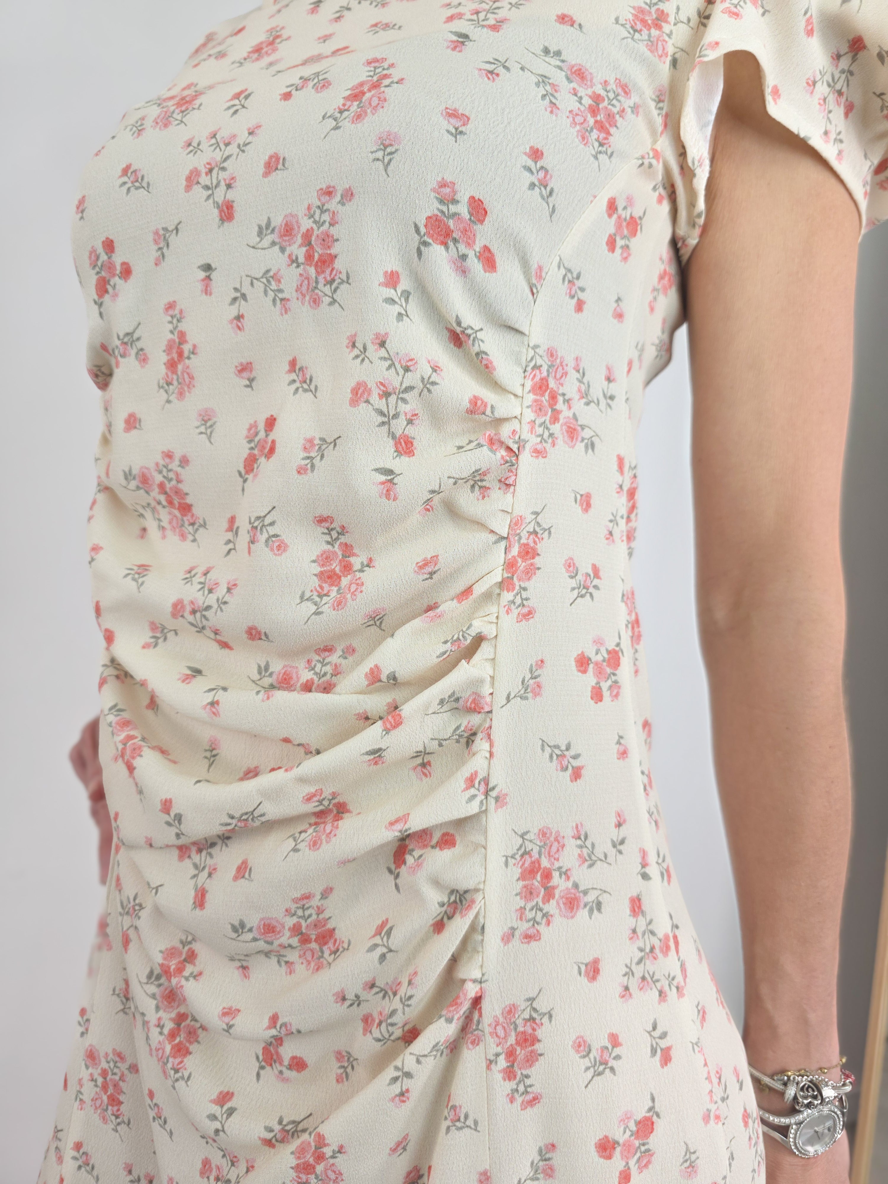 Kontatto - Abito lungo a fiori con manica corta - Burro e Rosa