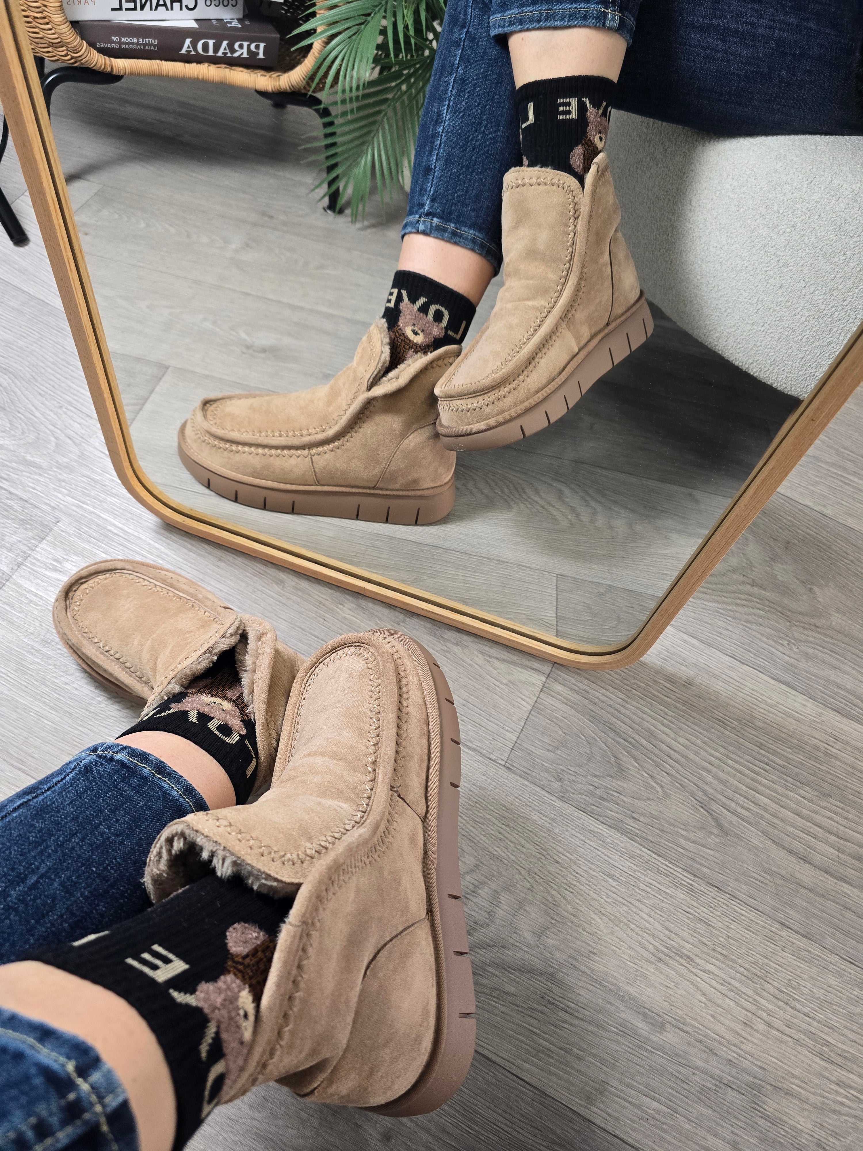 stivaletto con pelliccia 