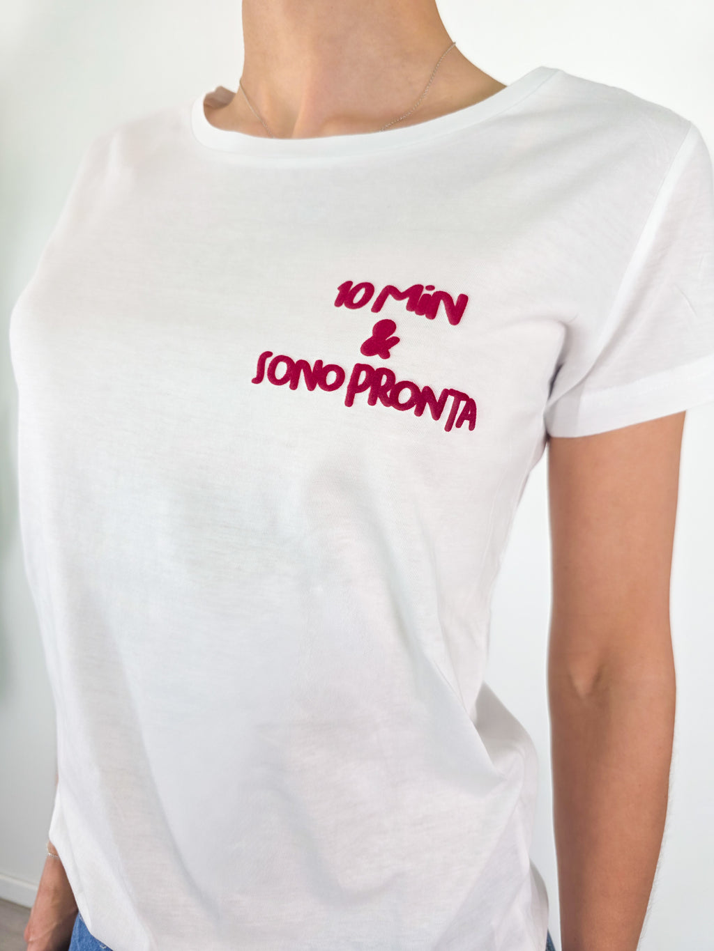 Kikisix - T-shirt "10 minuti e sono pronta" - Bianco e Bordeaux