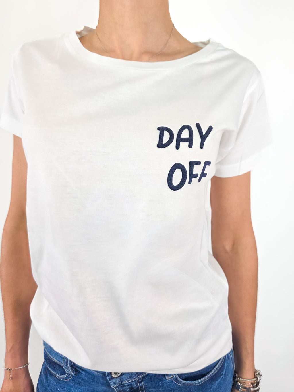 Kikisix - T-shirt Day Off - Bianco e Blu