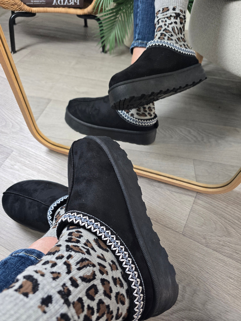 ciabattona indossata nera