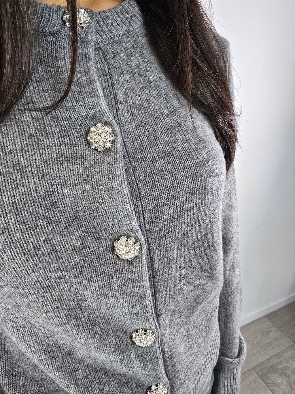Cardigan con bottoni gioiello Grigio - Kikisix