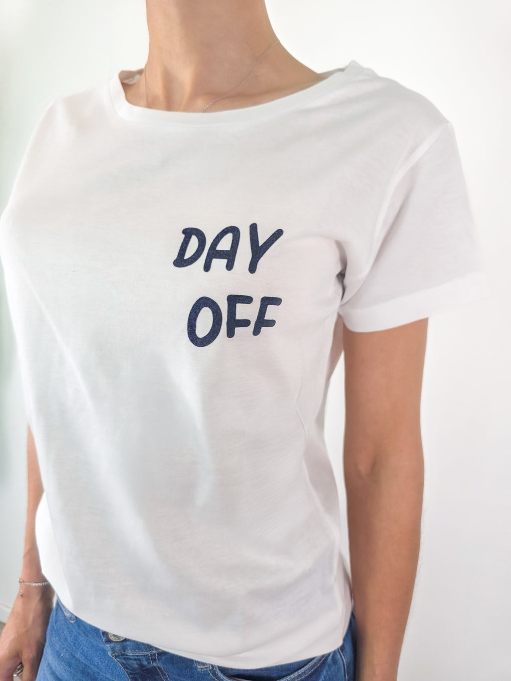 Kikisix - T-shirt Day Off - Bianco e Blu