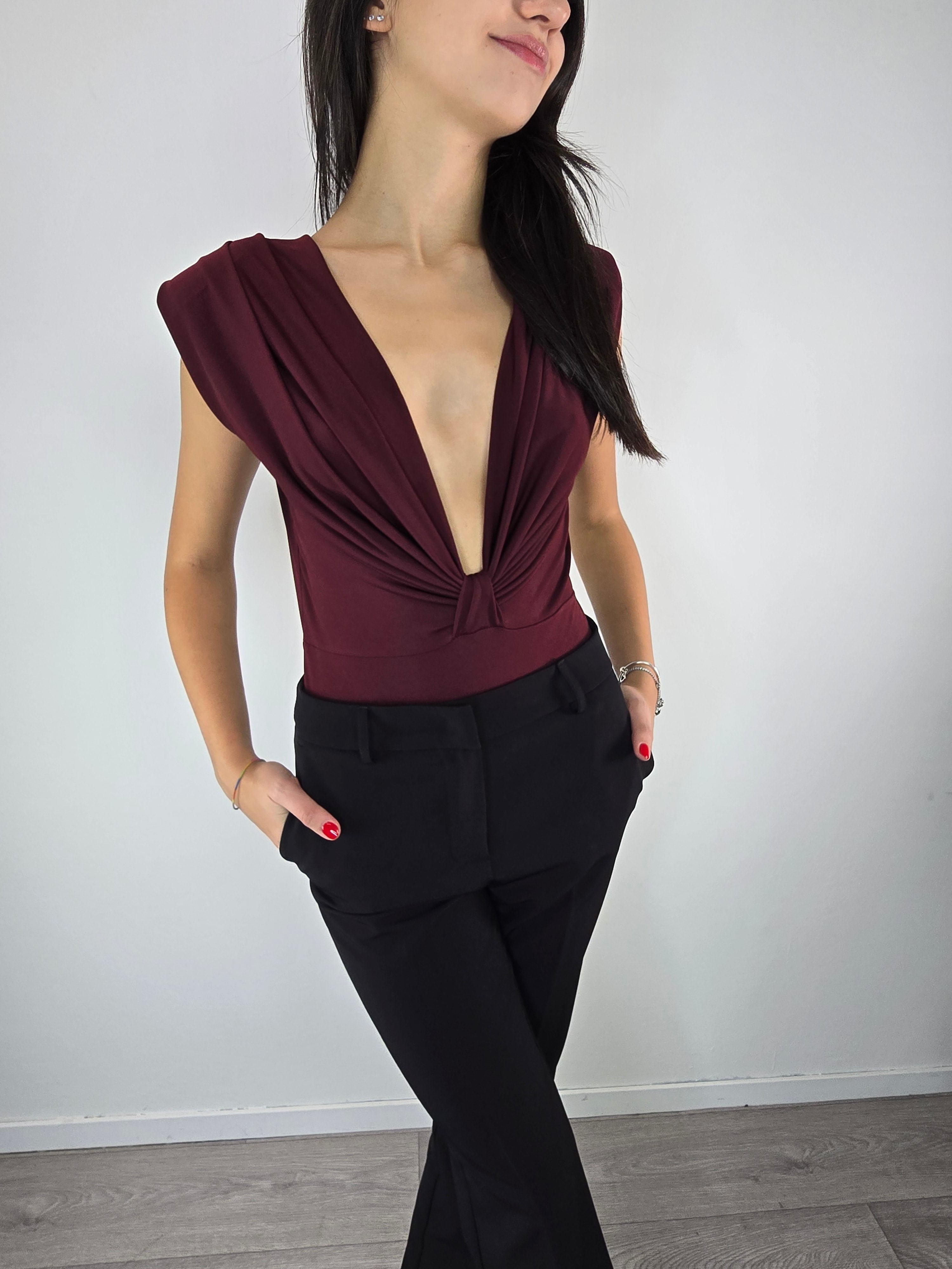 Body scollato Bordeaux - Kontatto