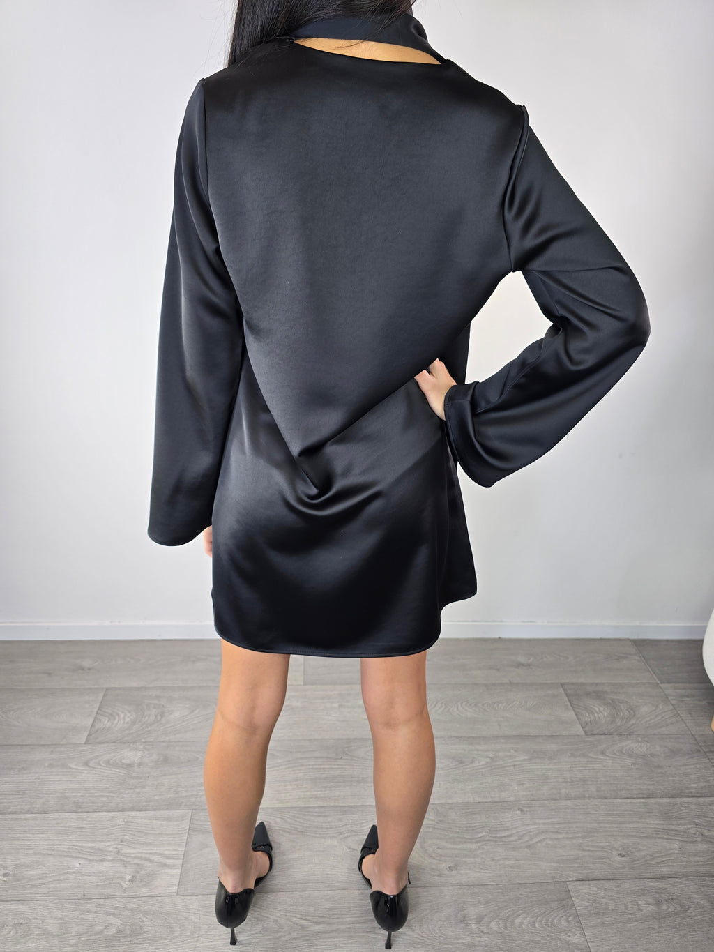 Abito con fusciacca Nero - Kontatto