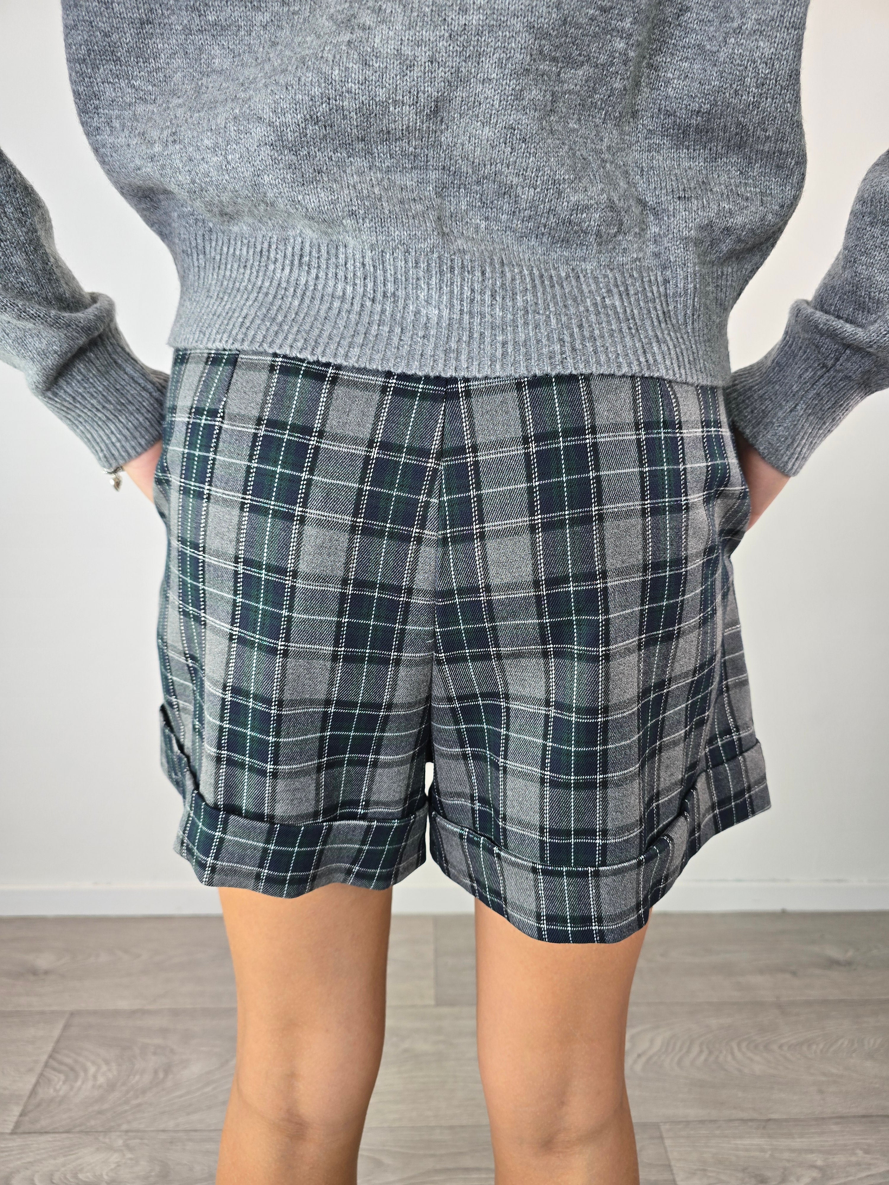 Pantaloncino a quadri Grigio e Verde - Philia Loft