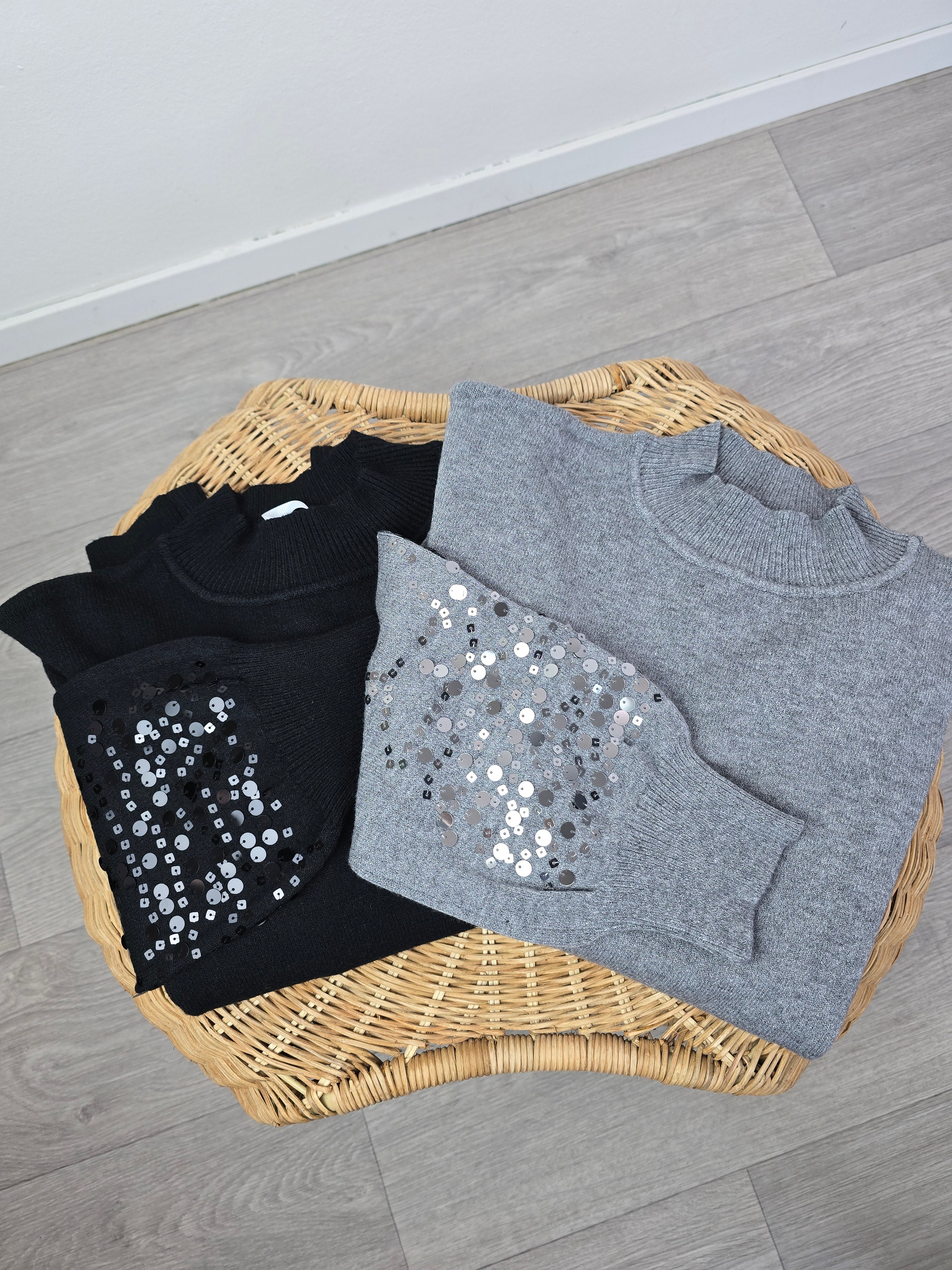 Maglioncino con paillettes Nero - Kikisix