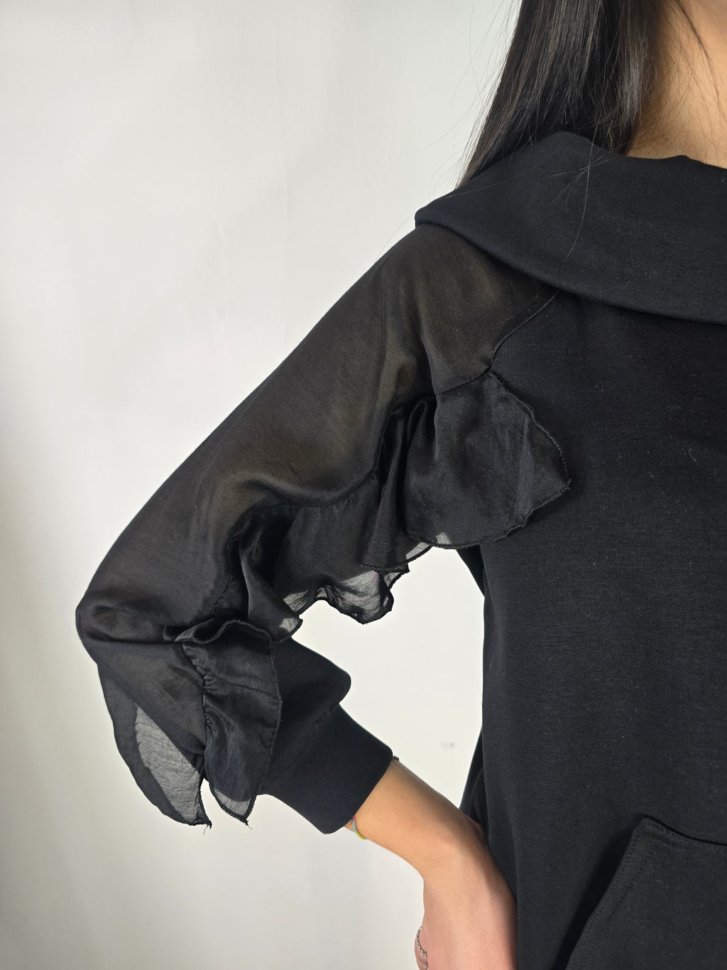 Philia Loft - Felpa con volant - Nero