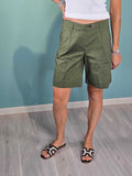 Pantaloncino Mughetto Squad knee-length green cotton blend shorts with regular fit worn by model