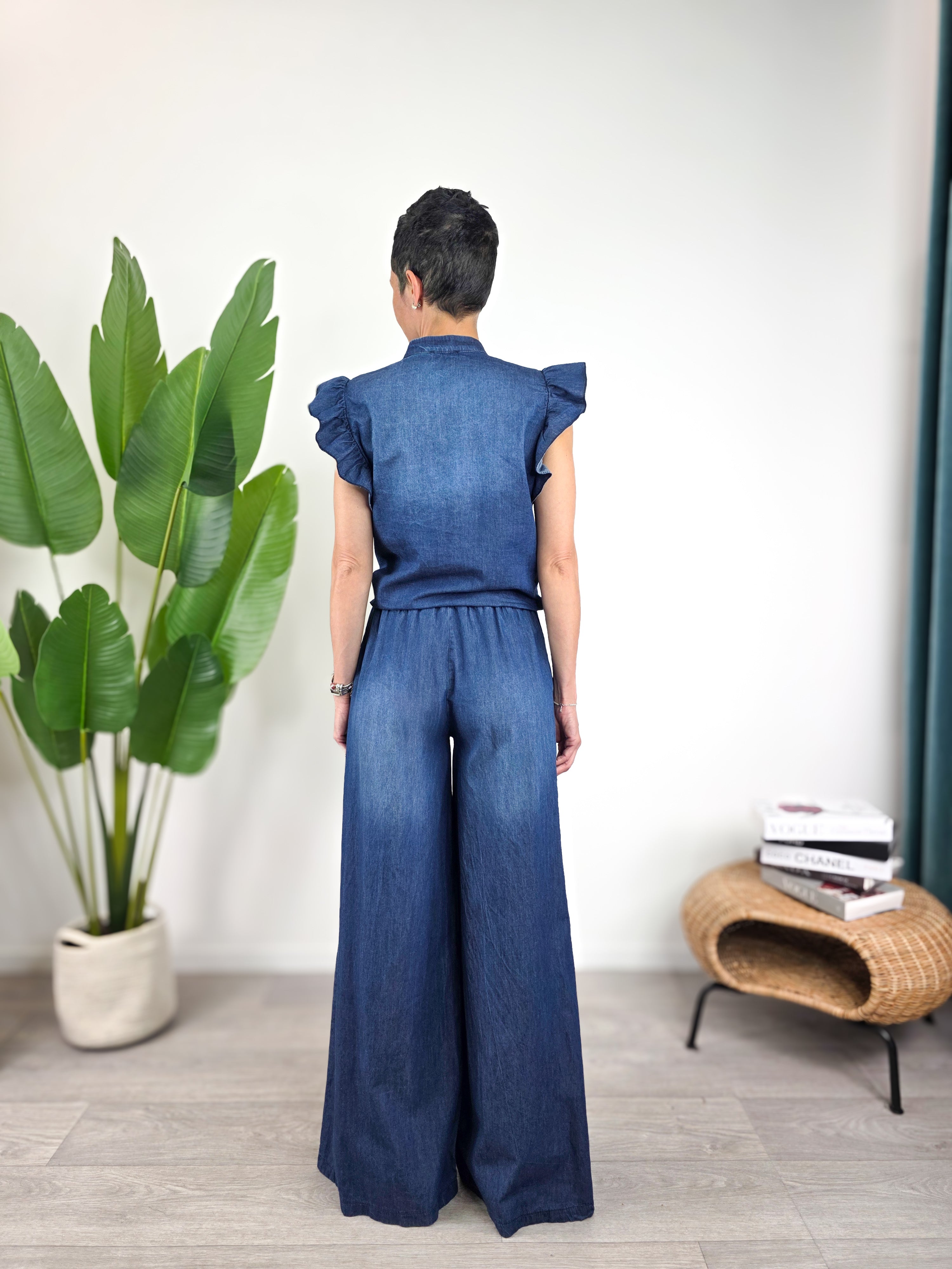 Retro del pantalone palazzo Susy Mix in tessuto chambray blu con vestibilità ampia e morbida